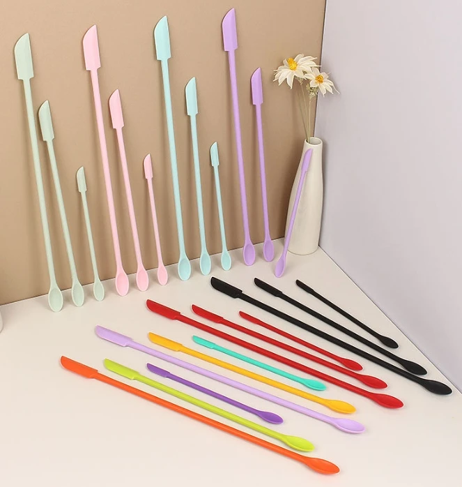 Kitchen Gadgets Under 100 - 실리콘 뒤집개 내열성 긴 손잡이 양면
