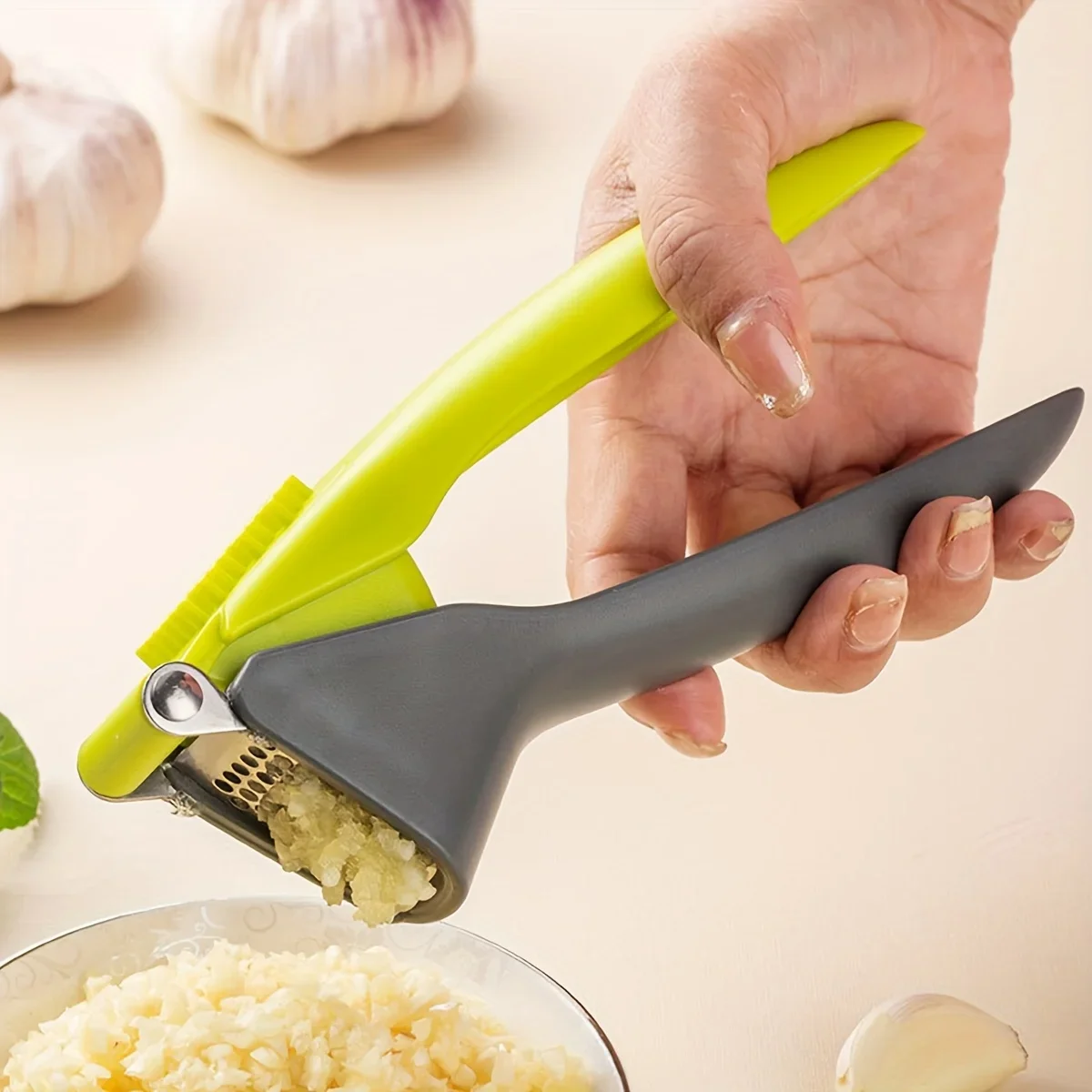 1개 수동 마늘 프레스 & 다지기 - 주방용 효율적인  - Manual Garlic Press 리뷰 및 가격